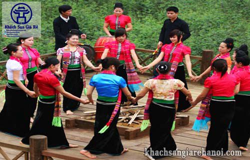 lễ hội tại làng văn hóa du lịch các dân tộc